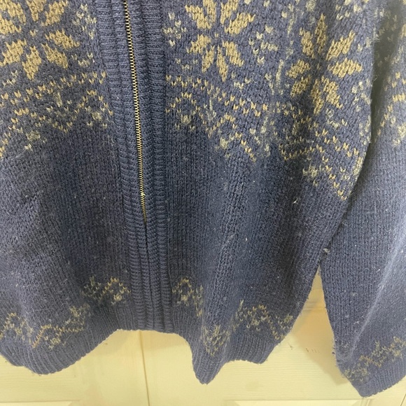 GAP Vintage Zip Up Wool Sweater - Picture 3 of 10